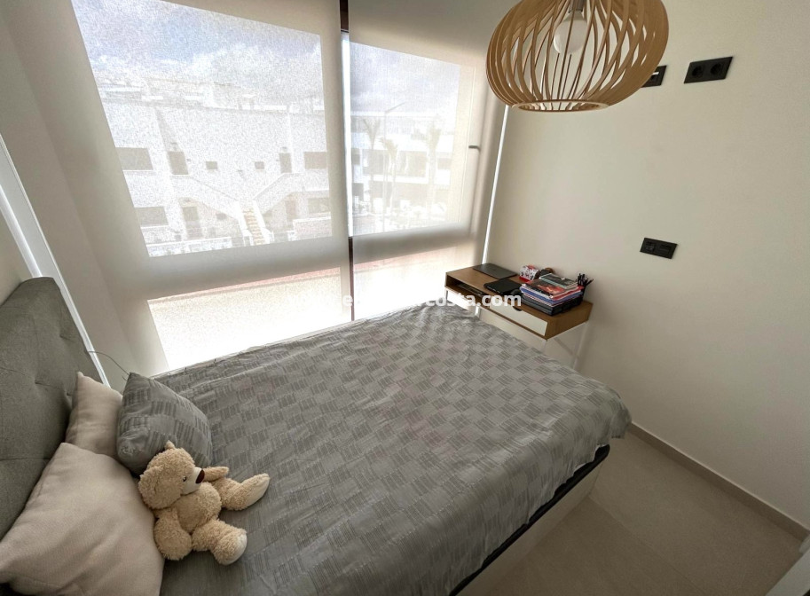 Objekte zum Wiederverkauf - Bungalow - Torrevieja - Orihuela Costa