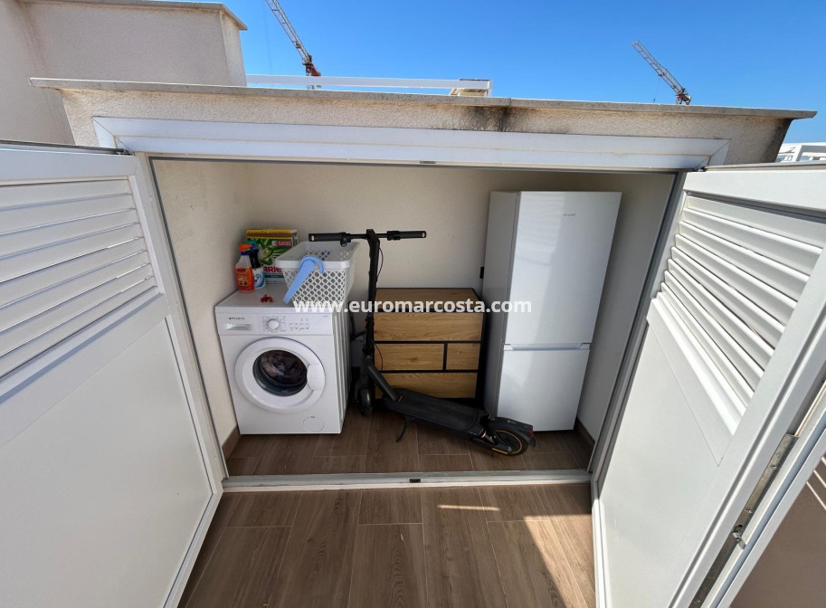 Objekte zum Wiederverkauf - Bungalow - Torrevieja - Orihuela Costa