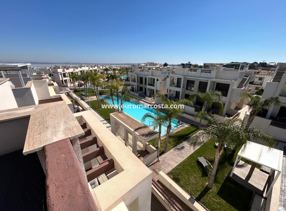 Objekte zum Wiederverkauf - Bungalow - Torrevieja - Orihuela Costa