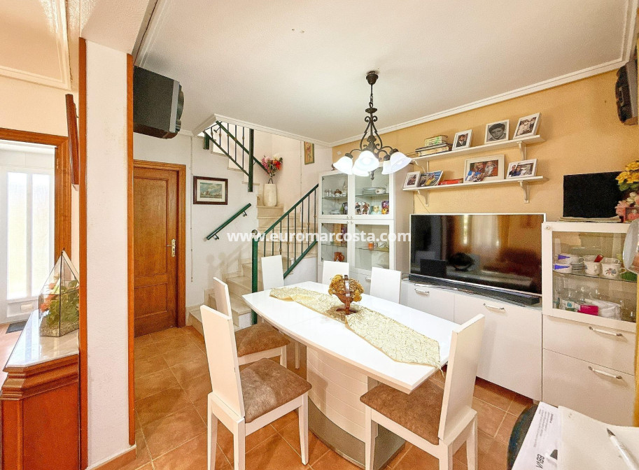 Sale - Townhouse - Orihuela Costa