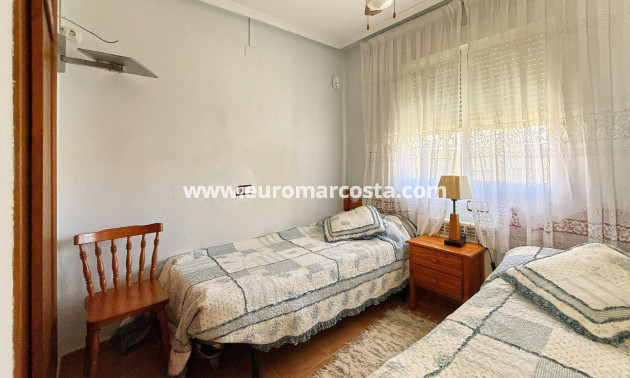 Sale - Townhouse - Orihuela Costa