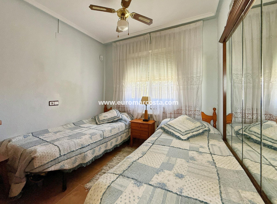 Sale - Townhouse - Orihuela Costa