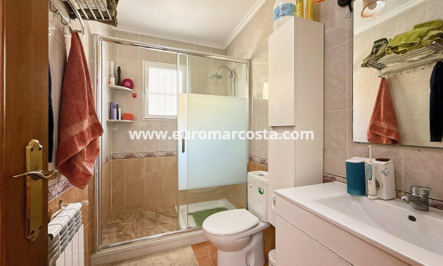 Sale - Townhouse - Orihuela Costa