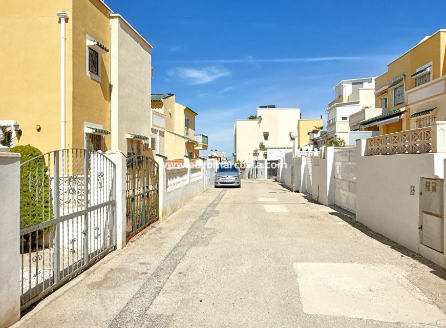 Sale - Townhouse - Orihuela Costa