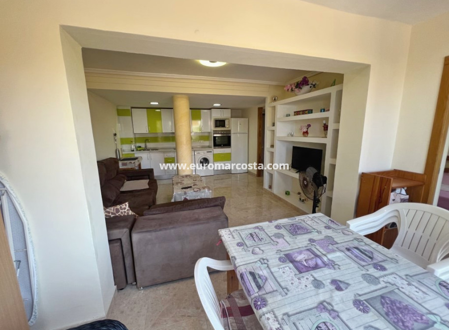 Sale - Apartment / flat - La Mata