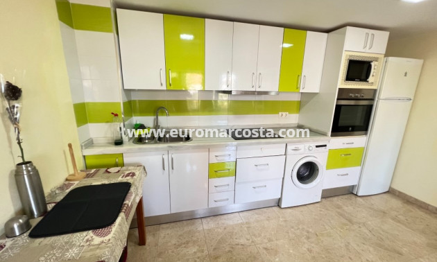 Sale - Apartment / flat - La Mata