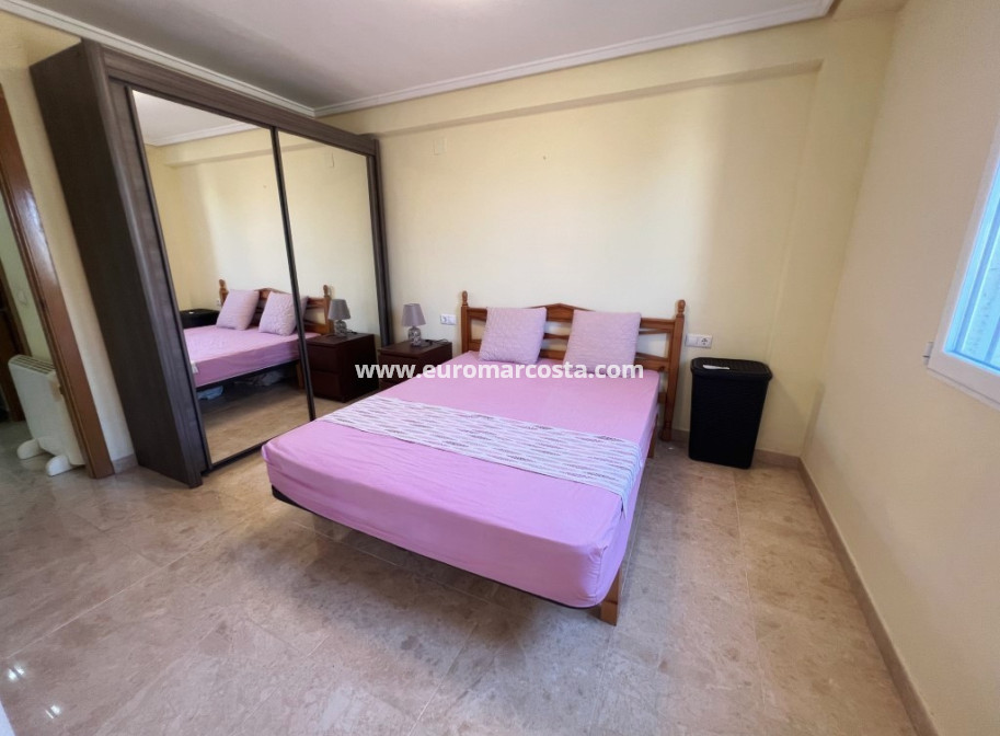 Sale - Apartment / flat - La Mata