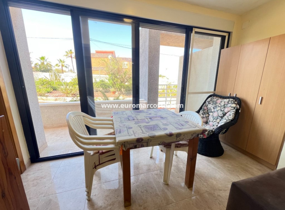Sale - Apartment / flat - La Mata