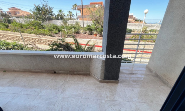 Sale - Apartment / flat - La Mata