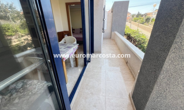 Sale - Apartment / flat - La Mata