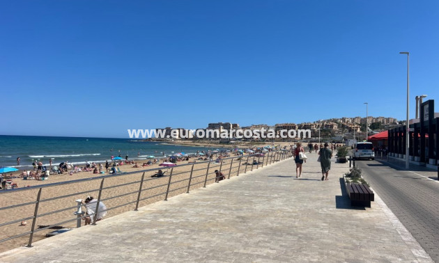 Sale - Apartment / flat - La Mata