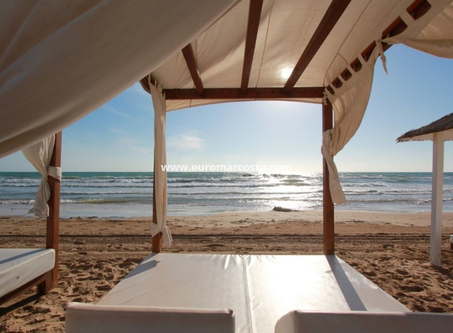 Sale - Apartment / flat - La Mata