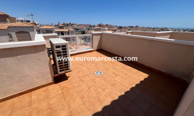 Objekte zum Wiederverkauf - Stadthaus - Torrevieja - Aguas nuevas 2