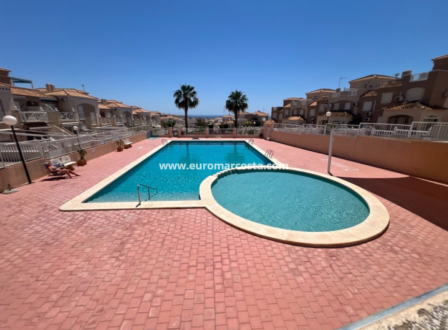 Objekte zum Wiederverkauf - Stadthaus - Torrevieja - Aguas nuevas 2