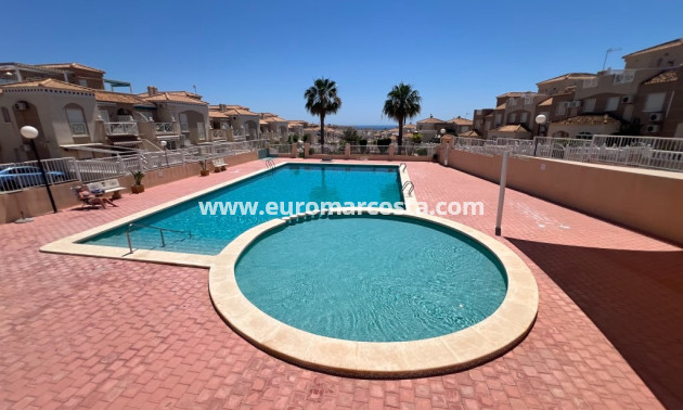 Objekte zum Wiederverkauf - Stadthaus - Torrevieja - Aguas nuevas 2