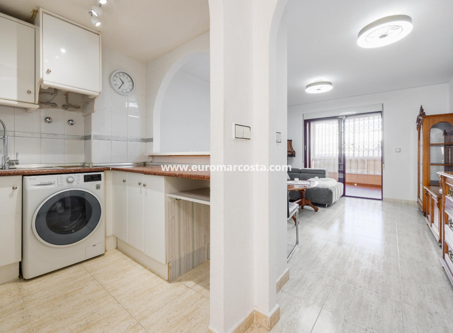 Venta - Apartamento / piso - Torrevieja - TORREVIEJA