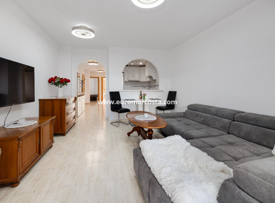 Venta - Apartamento / piso - Torrevieja - TORREVIEJA