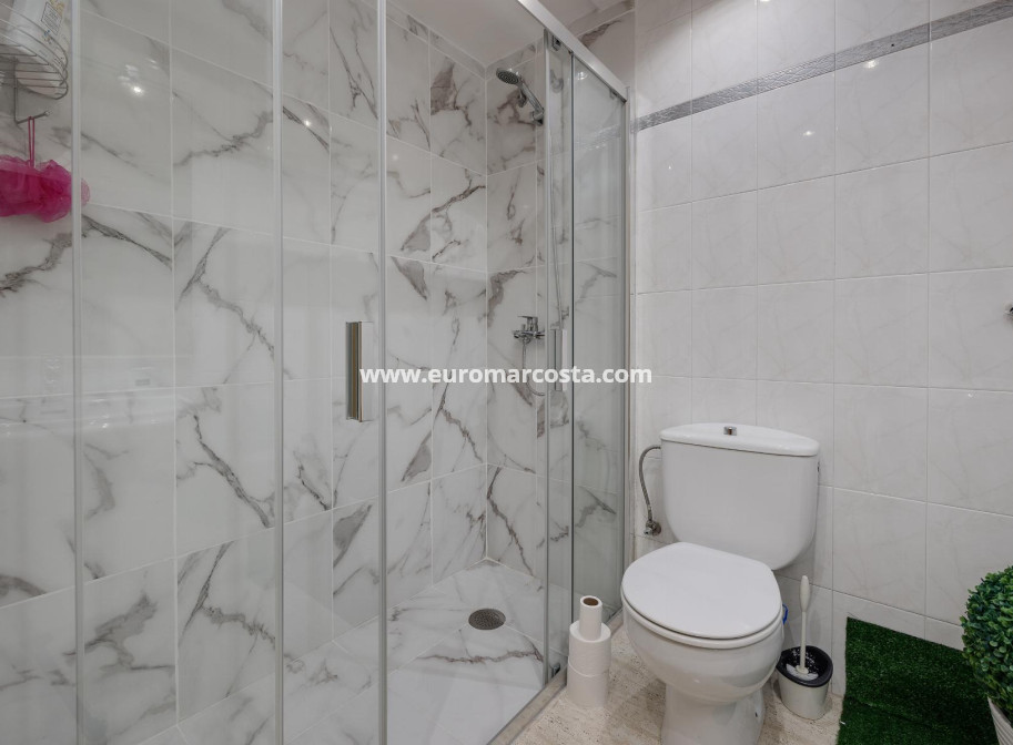 Venta - Apartamento / piso - Torrevieja - TORREVIEJA