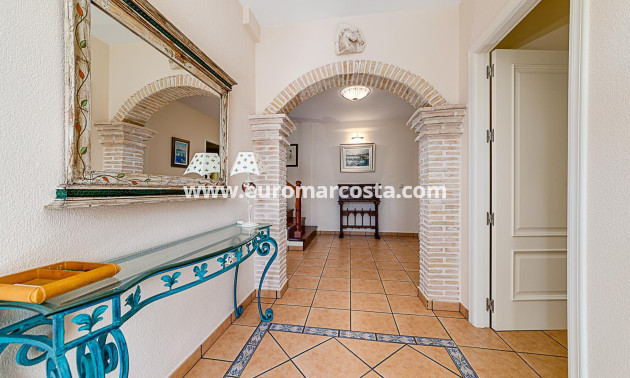 Objekte zum Wiederverkauf - Haus - Torrevieja - TORREVIEJA