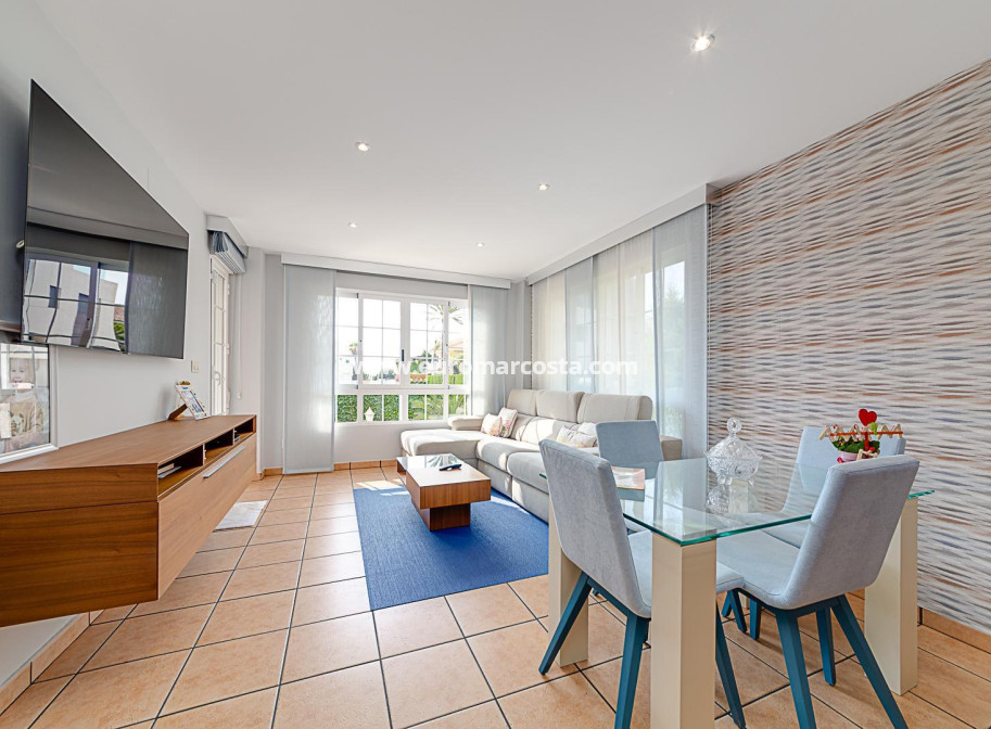 Objekte zum Wiederverkauf - Haus - Torrevieja - TORREVIEJA