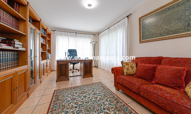 Objekte zum Wiederverkauf - Haus - Torrevieja - TORREVIEJA