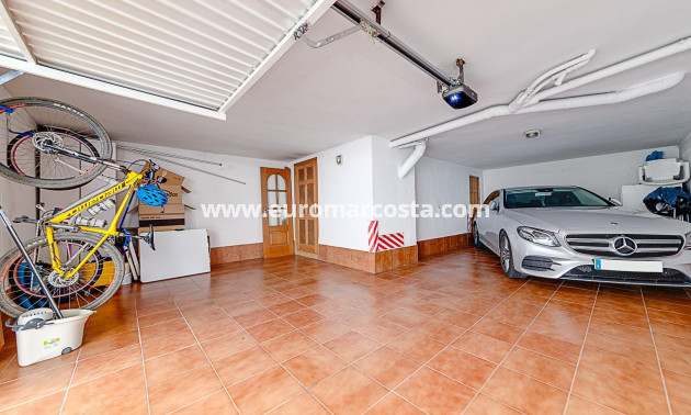 Objekte zum Wiederverkauf - Haus - Torrevieja - TORREVIEJA