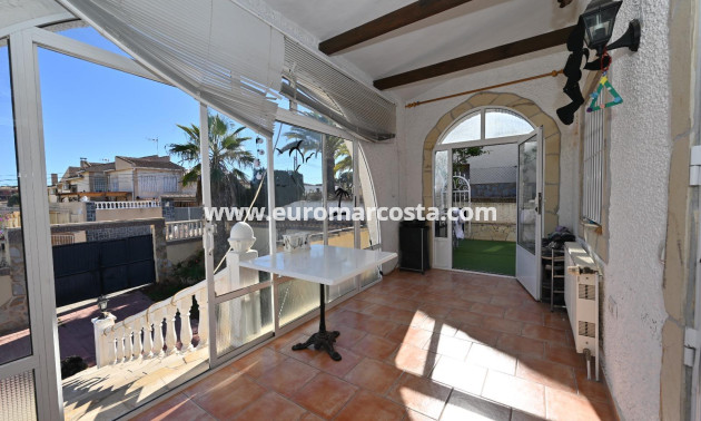 Objekte zum Wiederverkauf - Casa - Torrevieja - TORREVIEJA