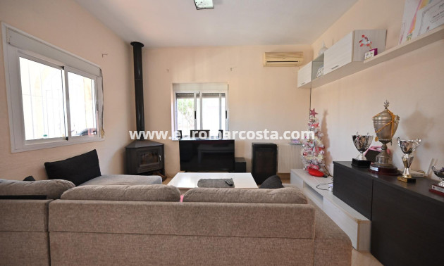 Objekte zum Wiederverkauf - Casa - Torrevieja - TORREVIEJA
