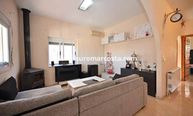 Objekte zum Wiederverkauf - Casa - Torrevieja - TORREVIEJA