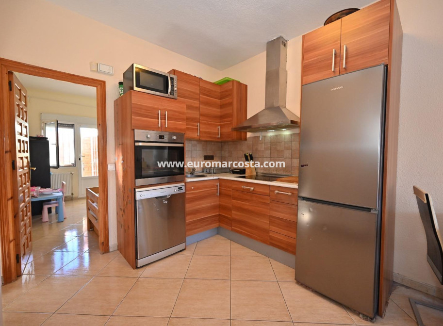 Objekte zum Wiederverkauf - Casa - Torrevieja - TORREVIEJA