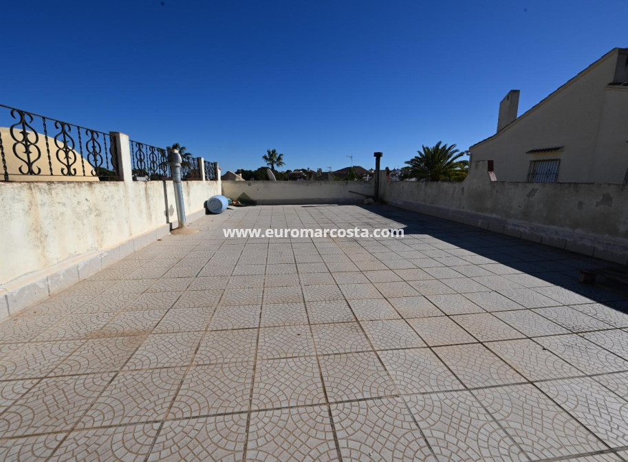 Objekte zum Wiederverkauf - Casa - Torrevieja - TORREVIEJA
