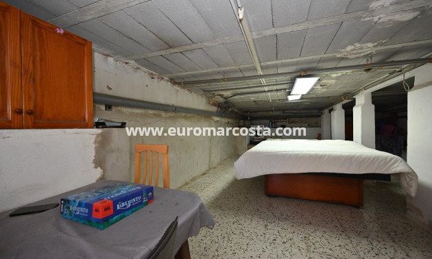 Objekte zum Wiederverkauf - Casa - Torrevieja - TORREVIEJA