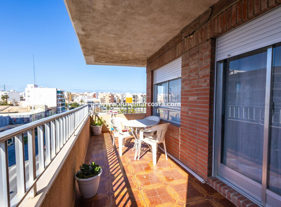 Objekte zum Wiederverkauf - Wohnung - Torrevieja - TORREVIEJA