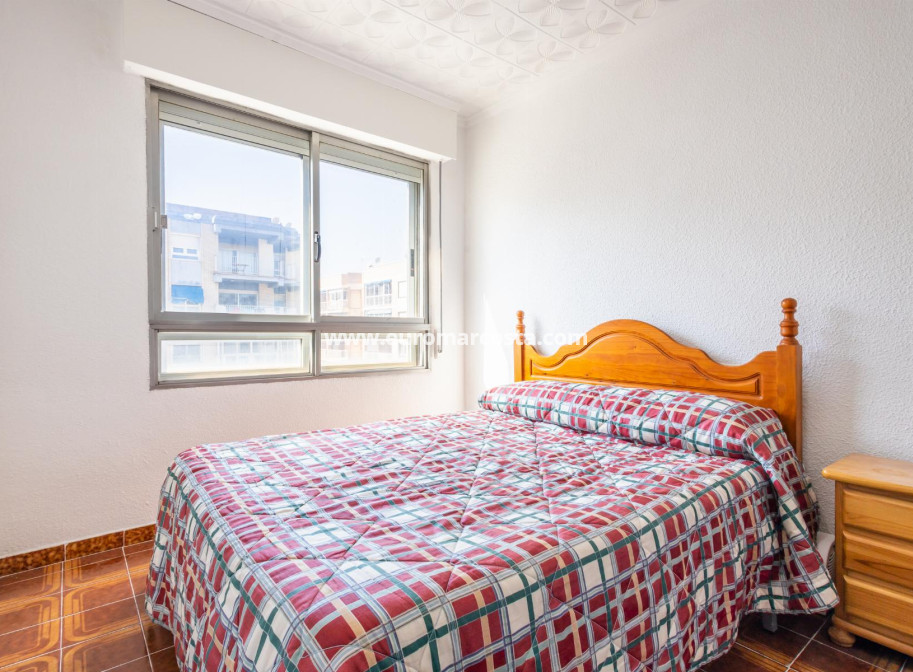 Objekte zum Wiederverkauf - Wohnung - Torrevieja - TORREVIEJA