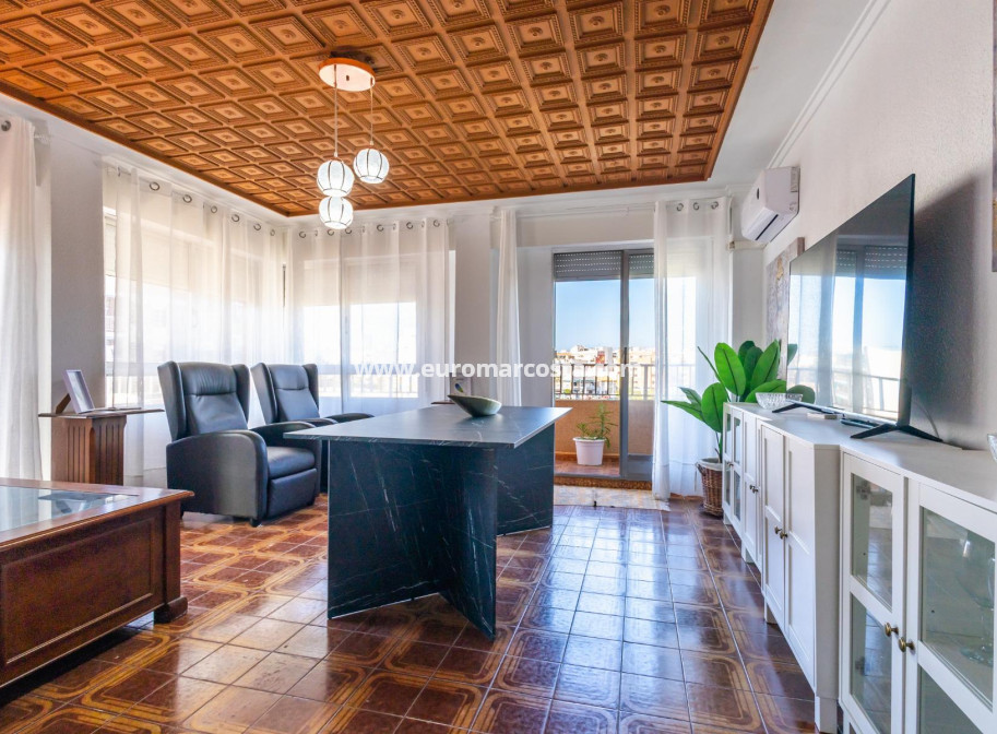 Objekte zum Wiederverkauf - Wohnung - Torrevieja - TORREVIEJA