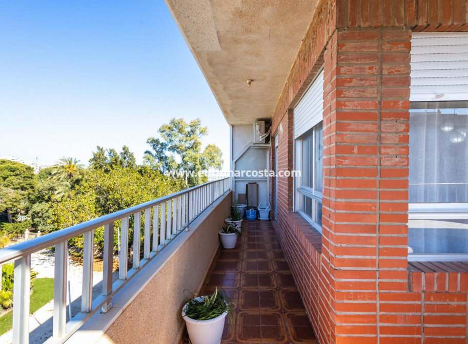 Objekte zum Wiederverkauf - Wohnung - Torrevieja - TORREVIEJA