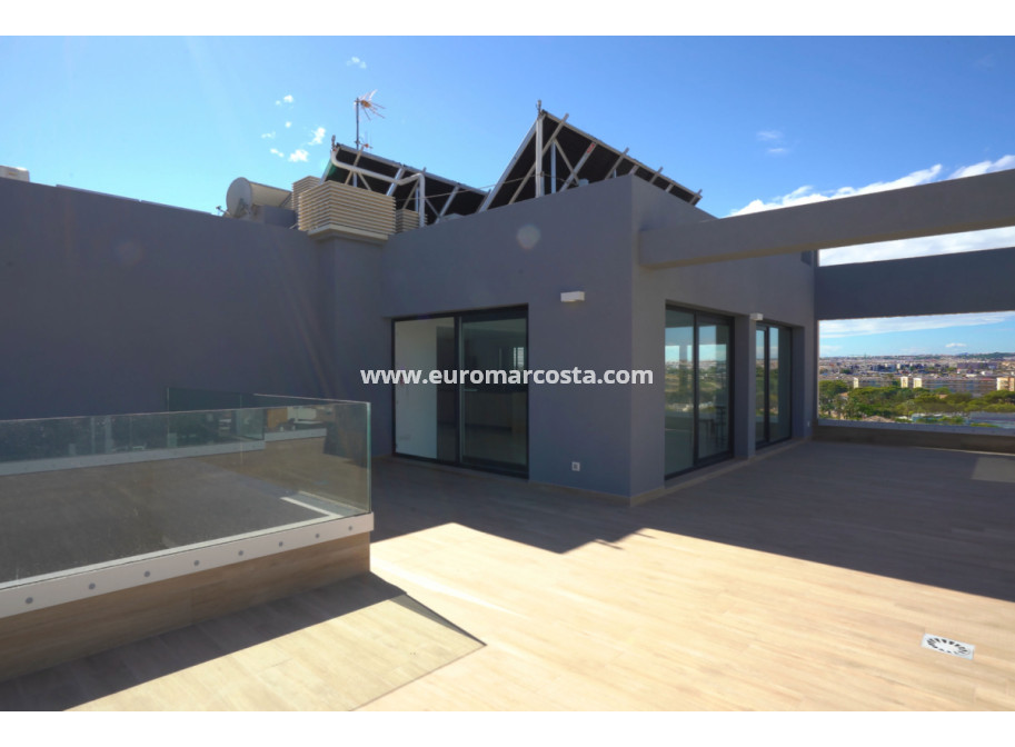 Objekte zum Wiederverkauf - Penthouse - Torrevieja - TORREVIEJA