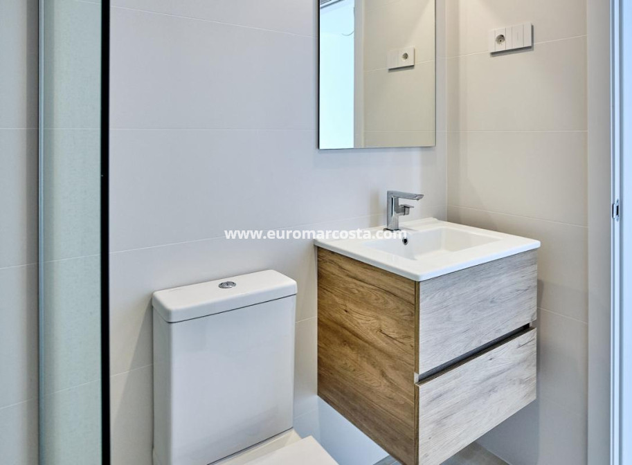 Objekte zum Wiederverkauf - Penthouse - Torrevieja - TORREVIEJA