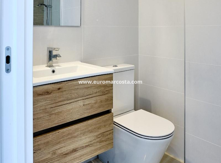 Objekte zum Wiederverkauf - Penthouse - Torrevieja - TORREVIEJA
