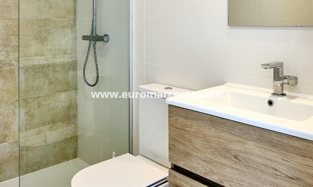 Objekte zum Wiederverkauf - Penthouse - Torrevieja - TORREVIEJA
