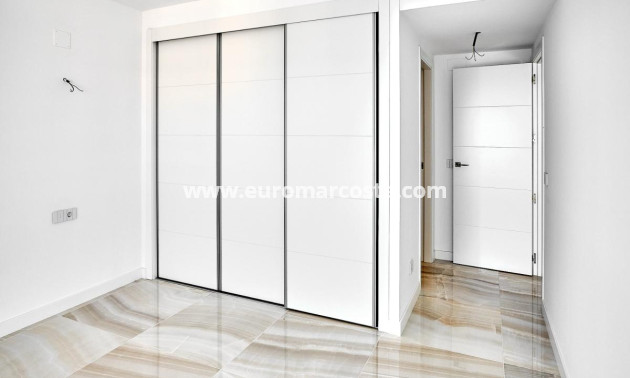 Objekte zum Wiederverkauf - Penthouse - Torrevieja - TORREVIEJA