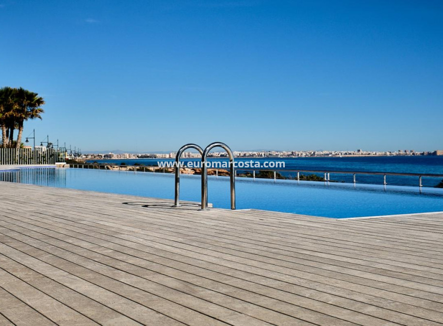 Objekte zum Wiederverkauf - Penthouse - Torrevieja - TORREVIEJA