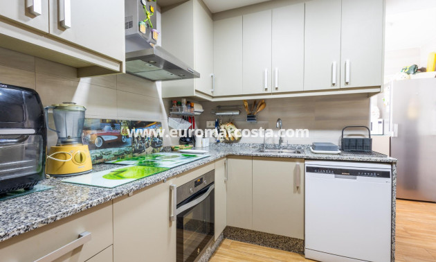 Venta - Apartamento / piso - Torrevieja - TORREVIEJA