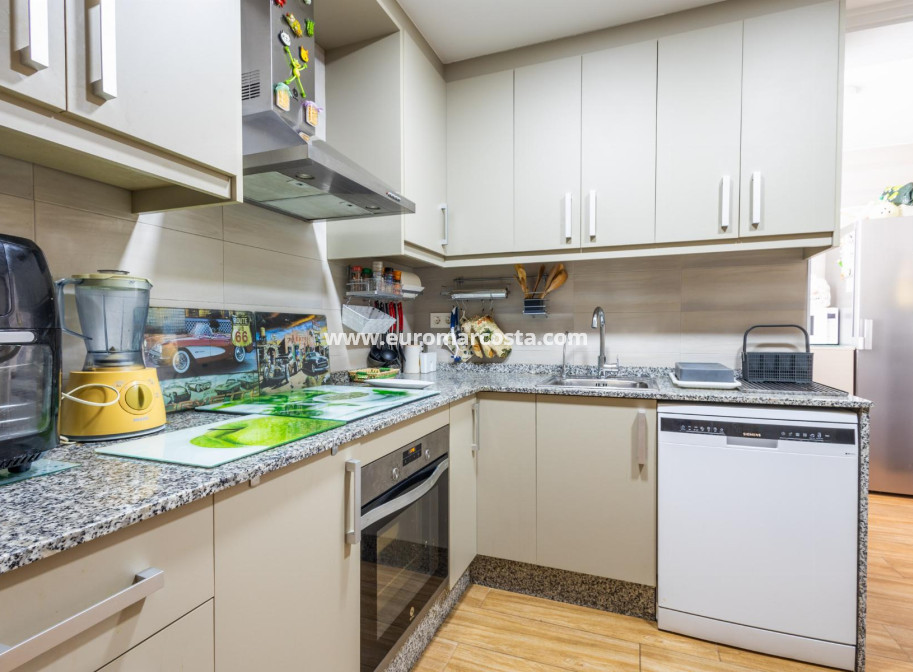 Venta - Apartamento / piso - Torrevieja - TORREVIEJA