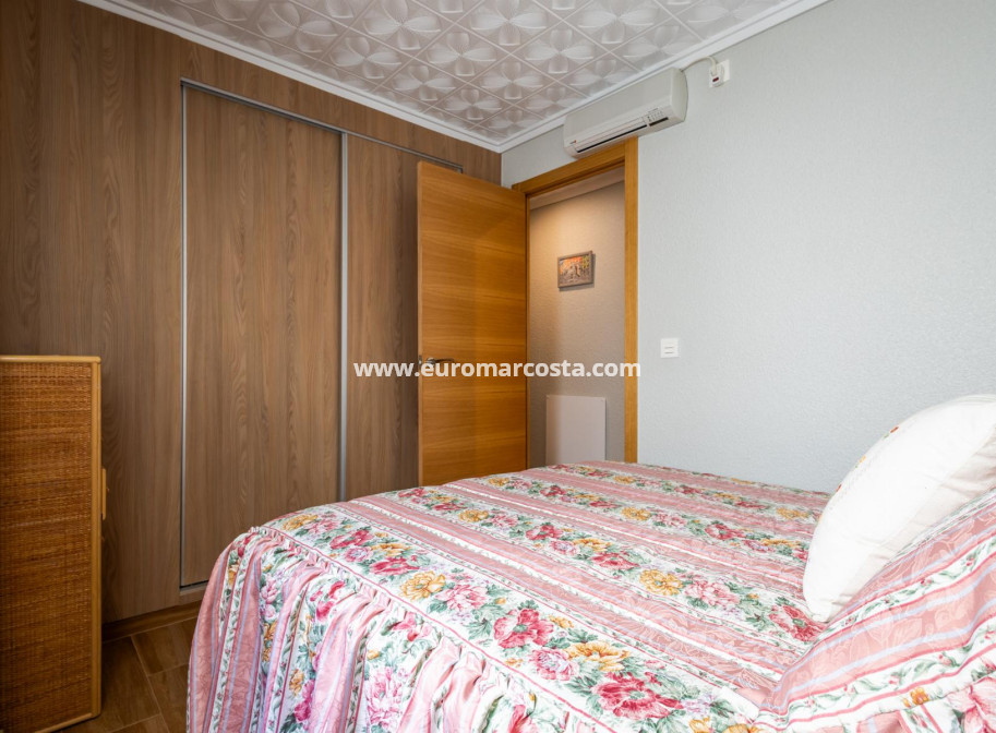 Venta - Apartamento / piso - Torrevieja - TORREVIEJA