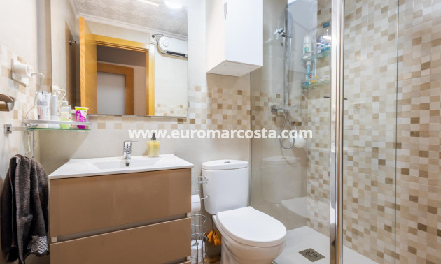 Venta - Apartamento / piso - Torrevieja - TORREVIEJA