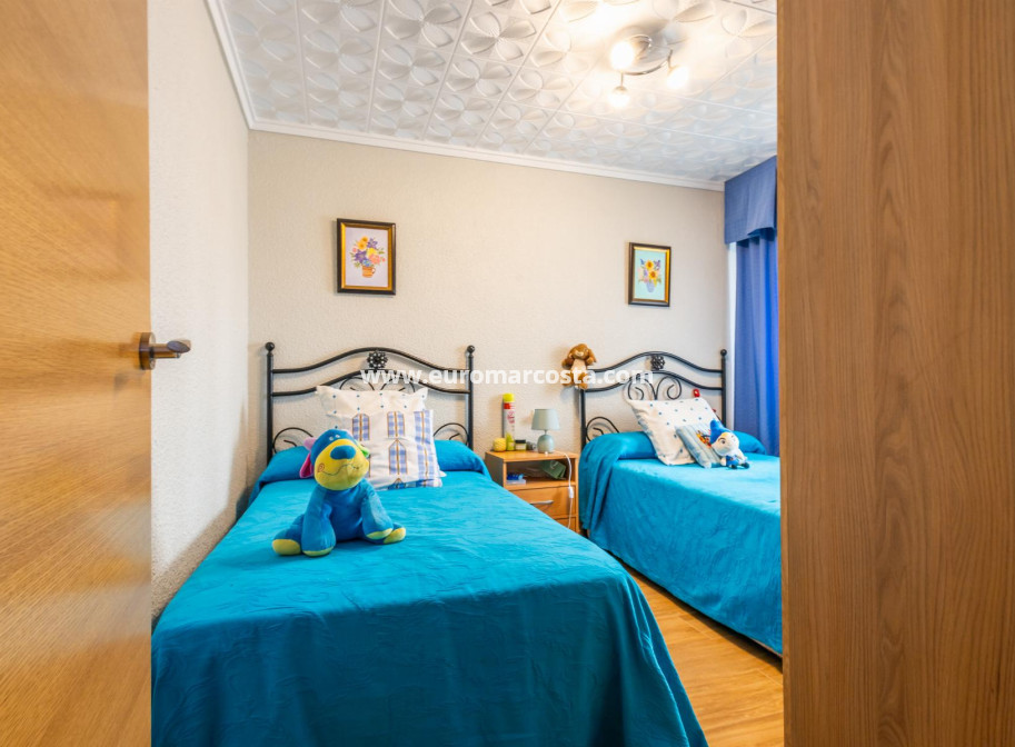 Venta - Apartamento / piso - Torrevieja - TORREVIEJA
