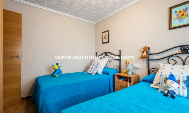 Venta - Apartamento / piso - Torrevieja - TORREVIEJA