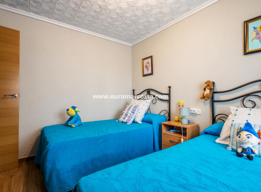 Venta - Apartamento / piso - Torrevieja - TORREVIEJA