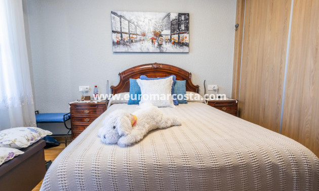 Venta - Apartamento / piso - Torrevieja - TORREVIEJA